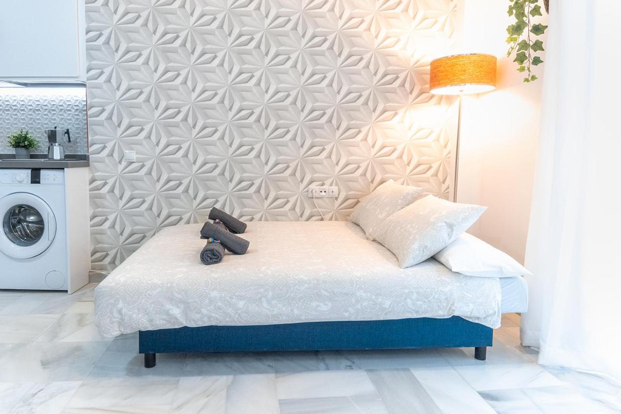 Downtown Apartment Севиля Екстериор снимка