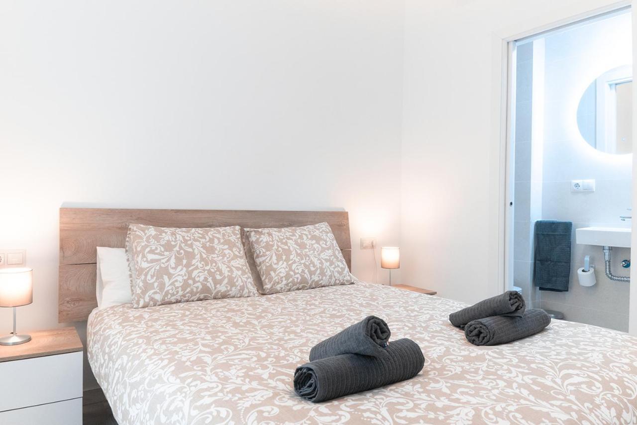 Downtown Apartment Севиля Екстериор снимка
