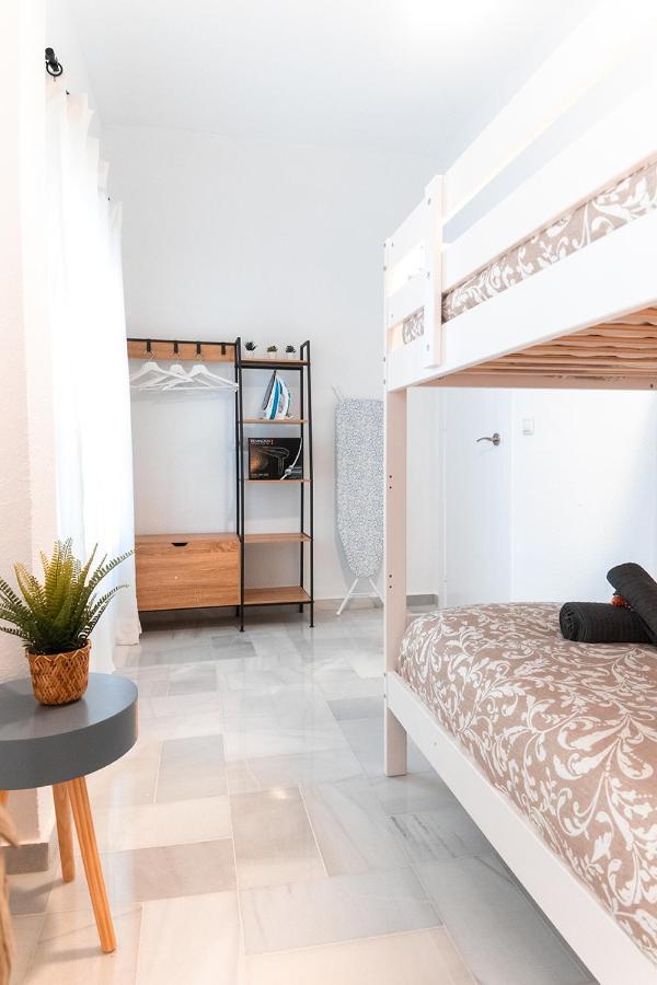 Downtown Apartment Севиля Екстериор снимка